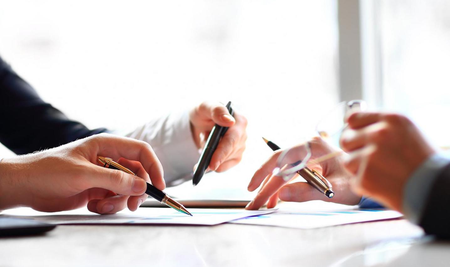 A Comprehensive Guide for Choosing Business Legal Consulting