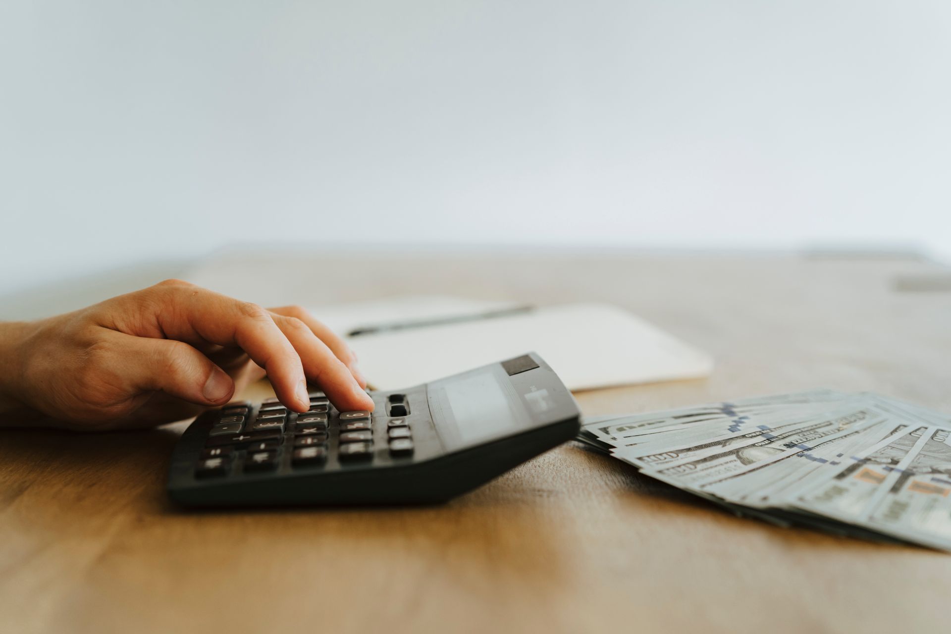 Why Financial Literacy Programs Should Include Real-Life Budget Simulation Tools